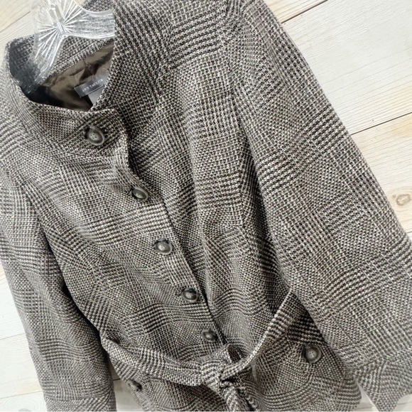 Ann Taylor tweed metallic 3/4 sleeve button down jacket ❤️ - Picture 6 of 8